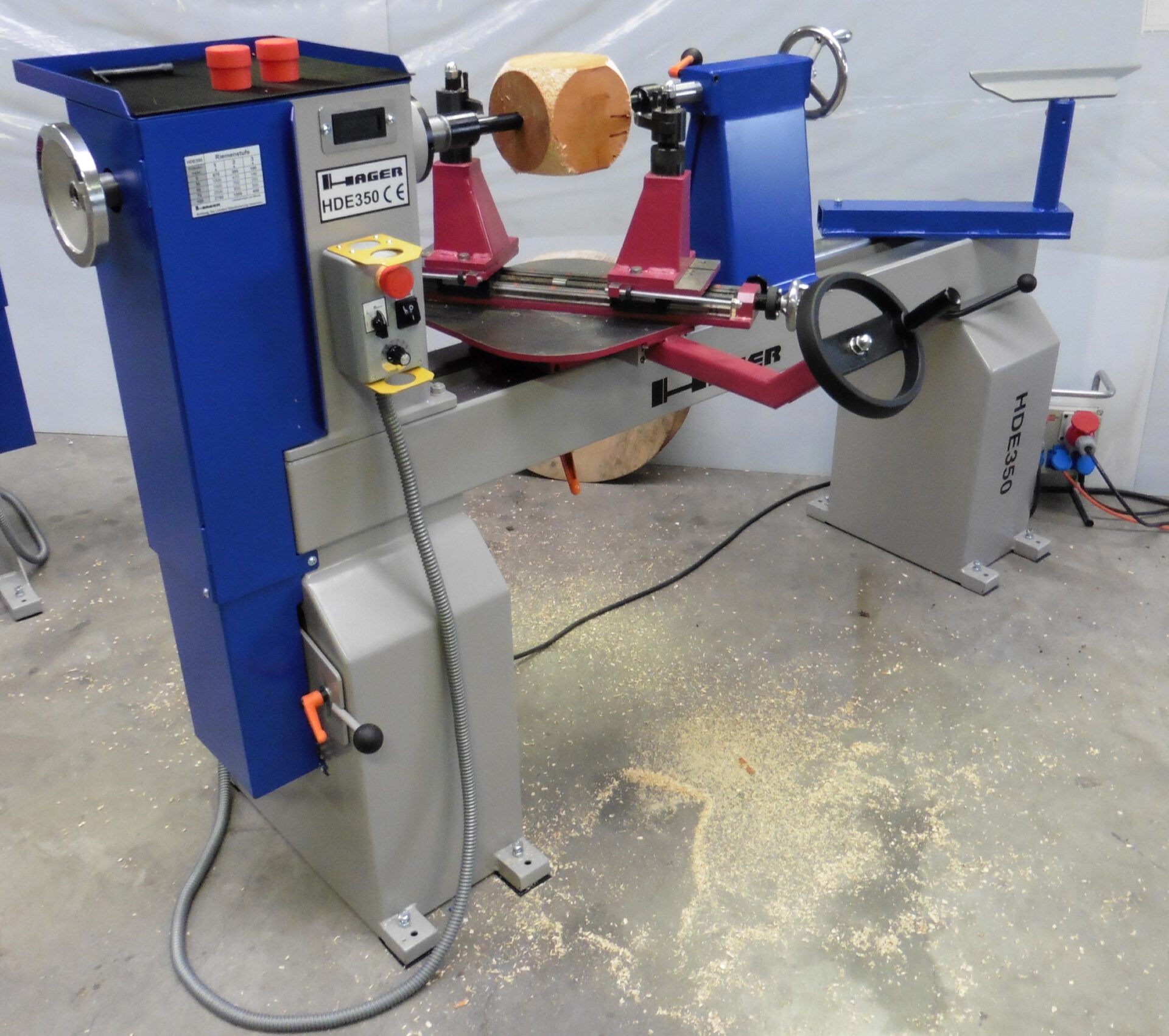HKD240b
